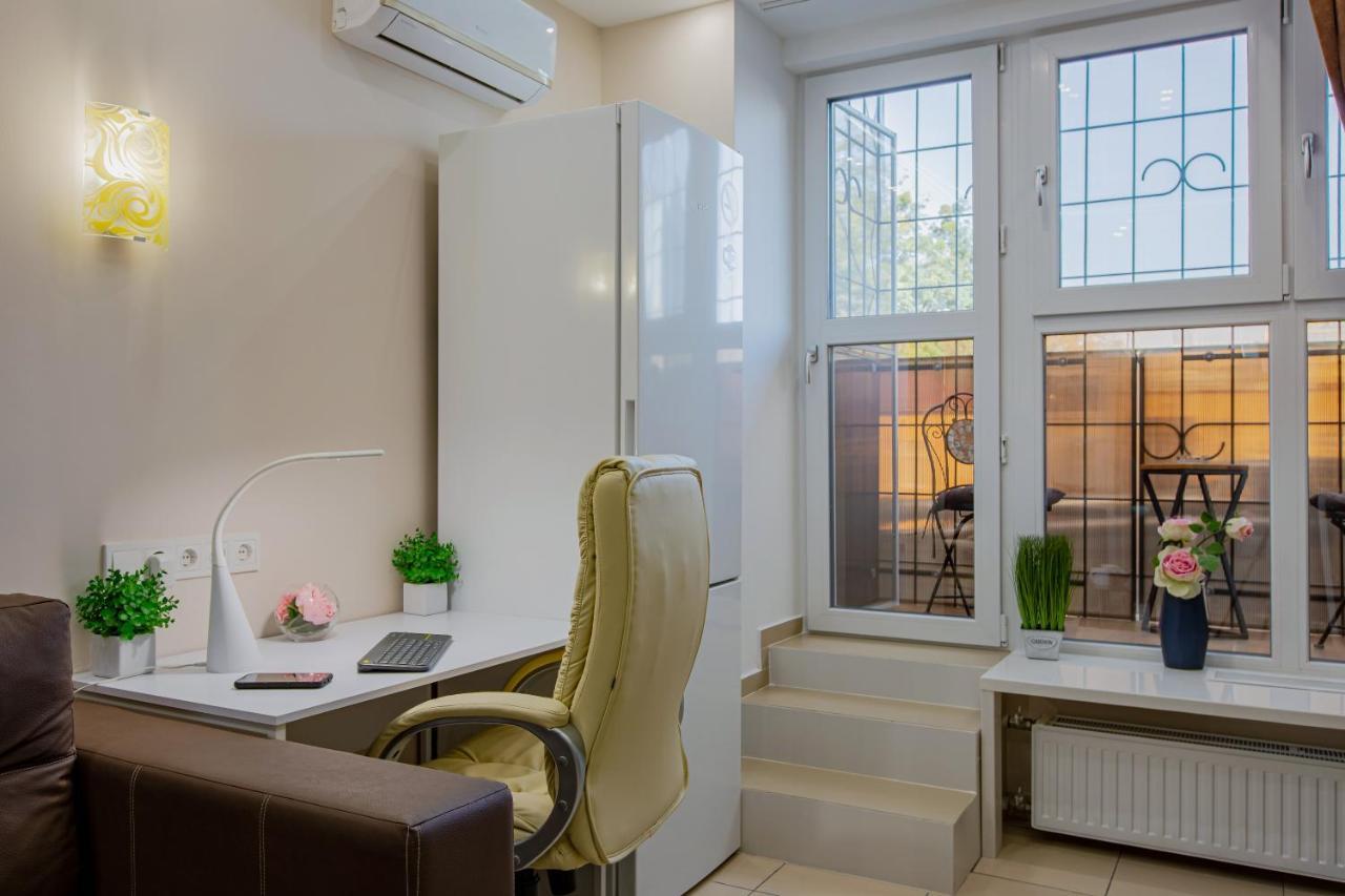 Big Jacuzzi , Sauna , Khreshchatyk Apartments Kiev Eksteriør billede