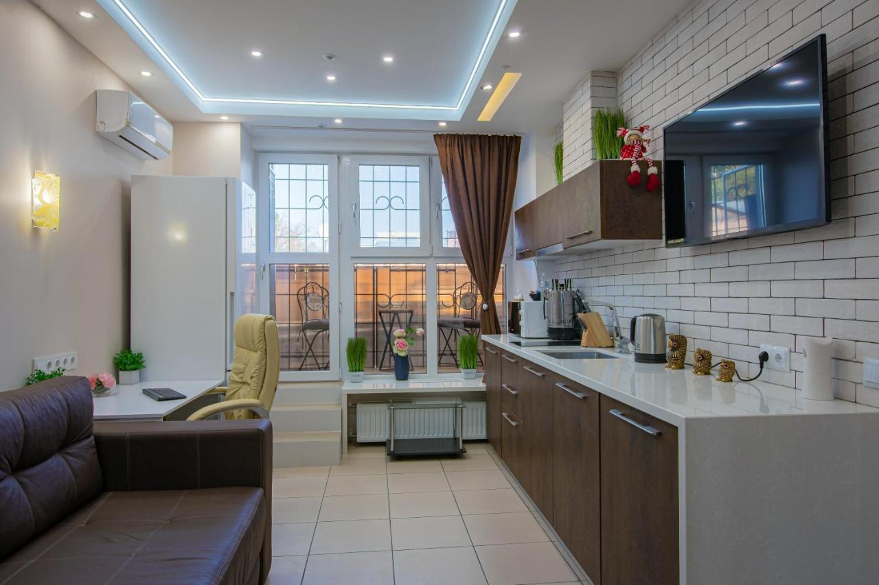 Big Jacuzzi , Sauna , Khreshchatyk Apartments Kiev Eksteriør billede
