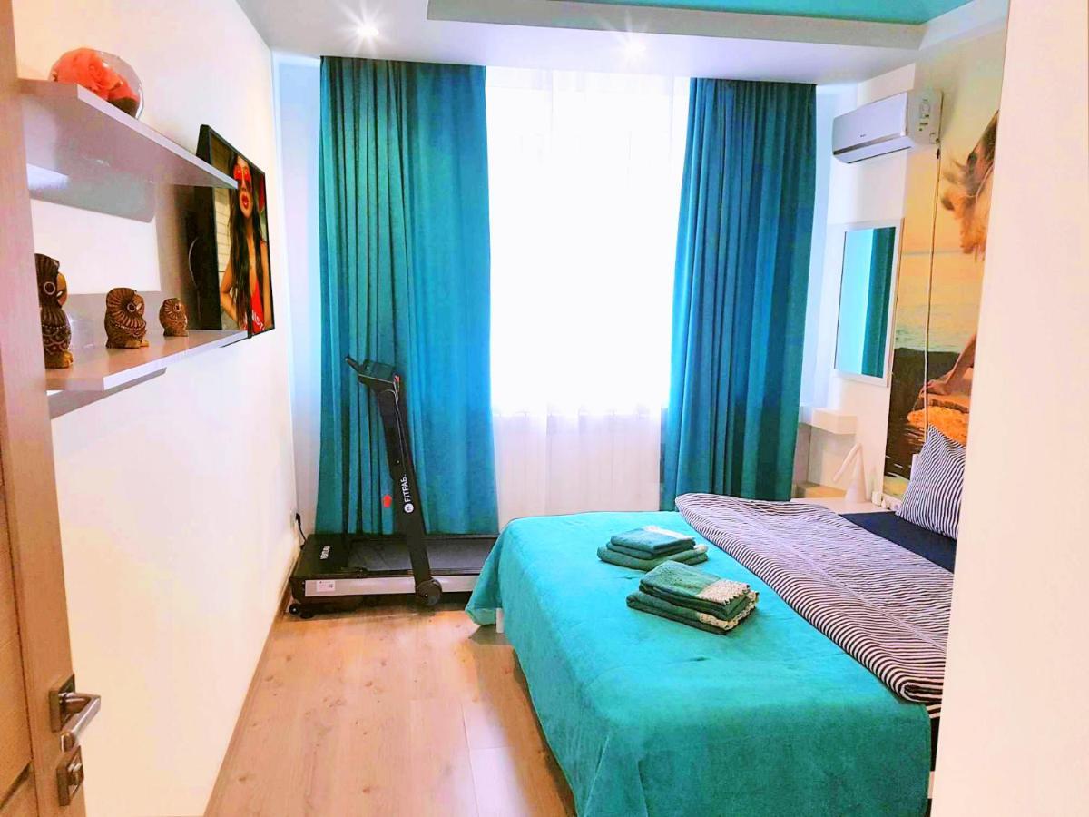 Big Jacuzzi , Sauna , Khreshchatyk Apartments Kiev Eksteriør billede