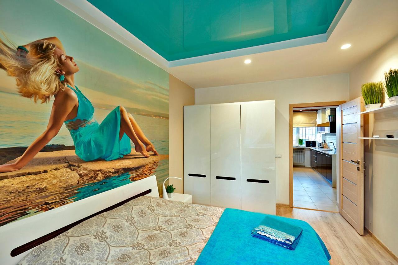 Big Jacuzzi , Sauna , Khreshchatyk Apartments Kiev Eksteriør billede